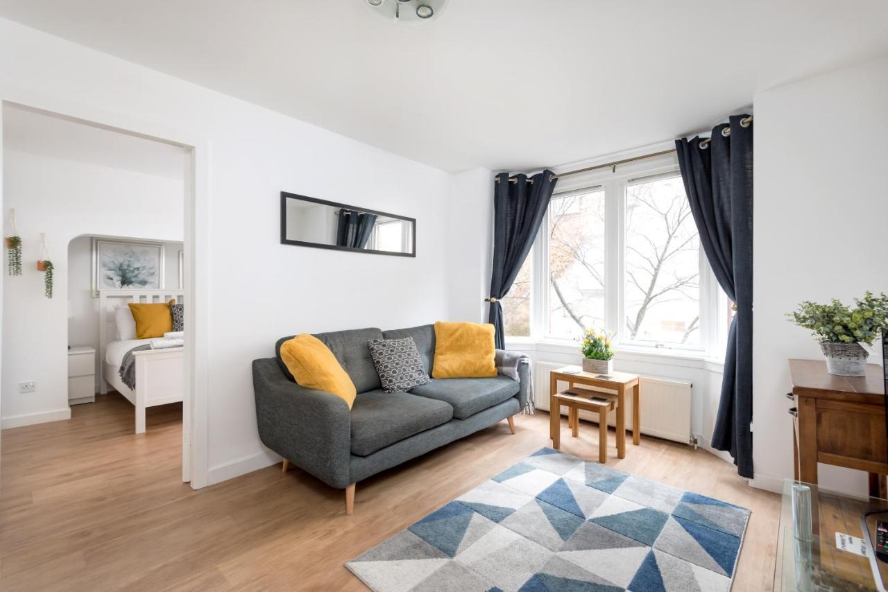 Cosy 1 Bedroom In The West End 에든버러 외부 사진
