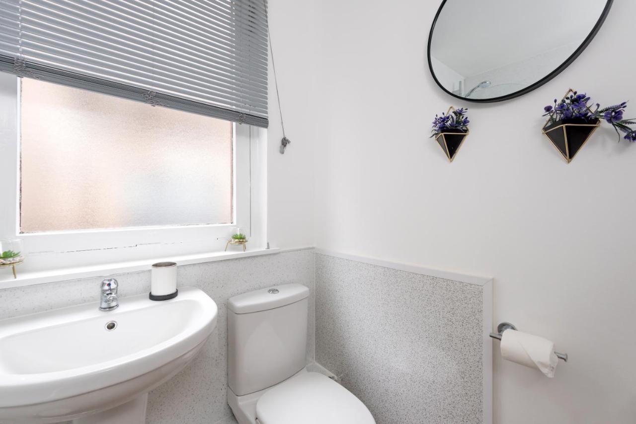 Cosy 1 Bedroom In The West End 에든버러 외부 사진
